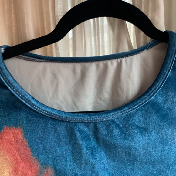 On the sky shirt - Picture 4 of 5